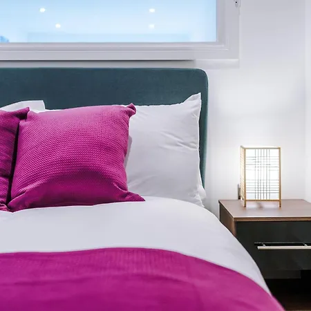 Hiroshi - Tokyo - Centre Leeds (West Yorkshire)