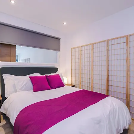 Hiroshi - Tokyo - Centre *