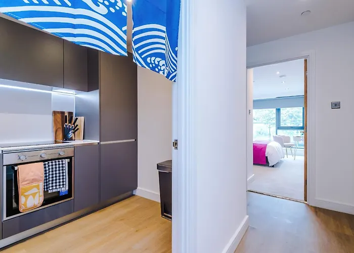 Hiroshi - Tokyo - Centre Leeds (West Yorkshire)