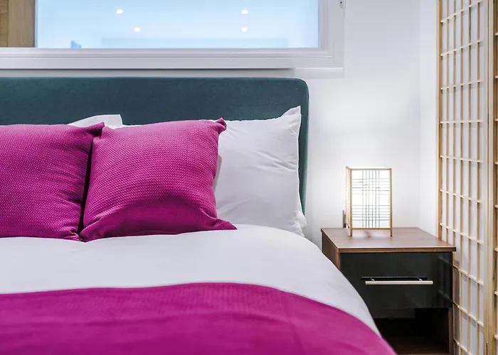 Hiroshi - Tokyo - Centre Leeds (West Yorkshire)